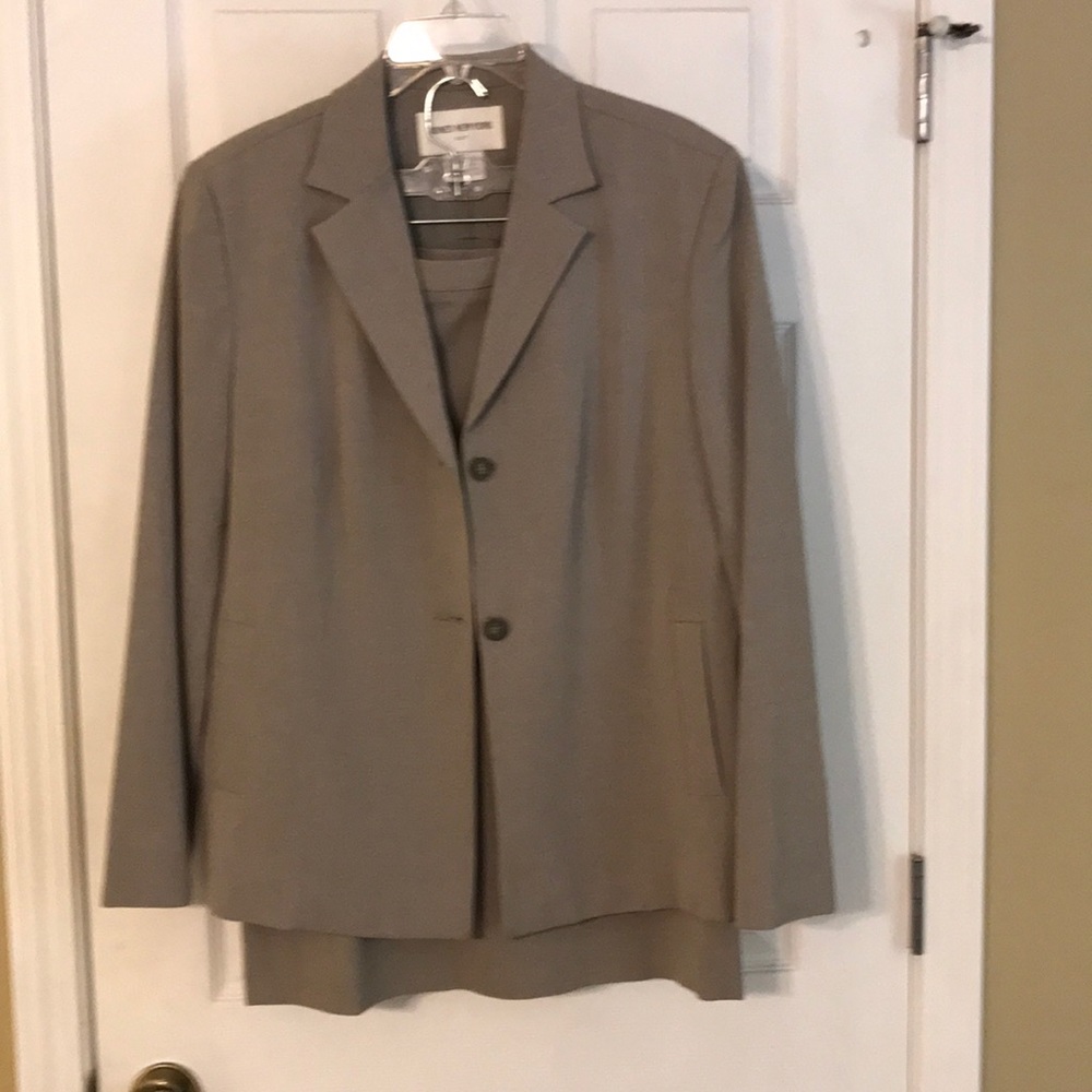 Suit